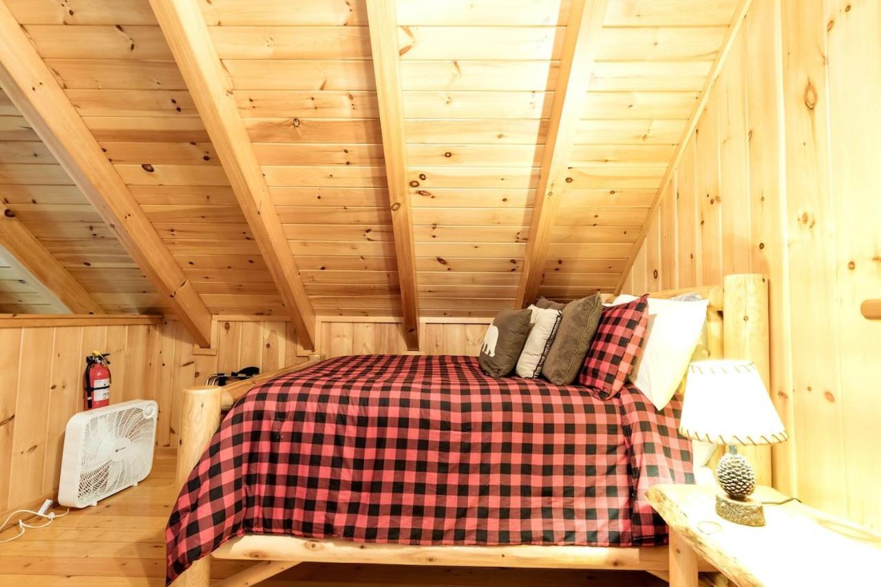 Villa Smoky Mtn Hideaway - Cabin W/ Hot Tub & Pool Table à Sevierville Extérieur photo