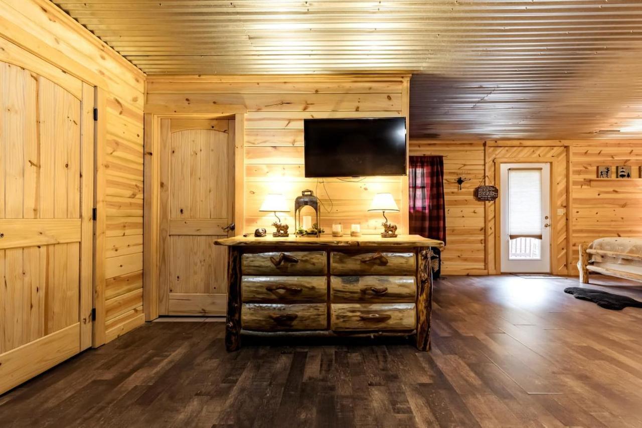 Villa Smoky Mtn Hideaway - Cabin W/ Hot Tub & Pool Table à Sevierville Extérieur photo